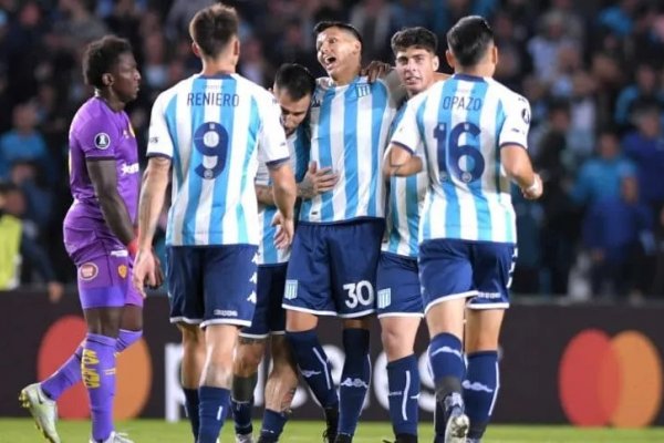 Racing le ganó un partidazo a Aucas por la Copa Libertadores