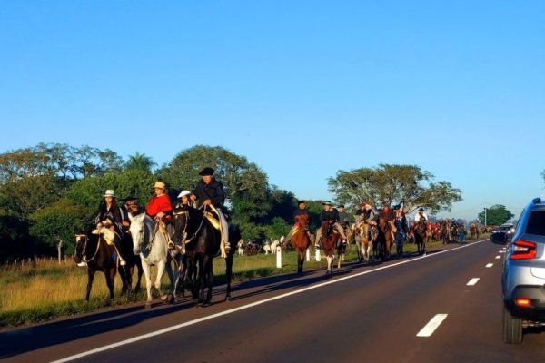 Llega a Itatí la Peregrinación de los Tres Pueblos