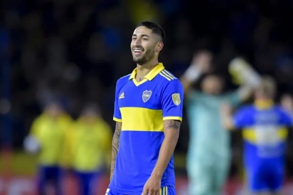 Alan Varela, con cuatro amarillas en Boca y con el riesgo de perderse el Superclásico con River