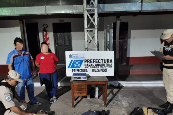 Corrientes: hallaron 47 panes de droga semienterreados