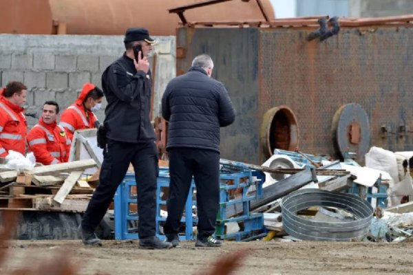 Buscaban a un joven desaparecido en Tierra del Fuego y lo encontraron ahorcado dentro de un contenedor