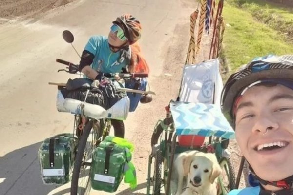 Una pareja correntina y su mascota emprendieron un viaje de Goya a Ushuaia en bicicleta