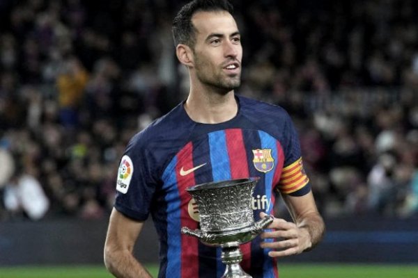 Sergio Busquets dejará el Barcelona donde jugó 15 años y más de 700 partidos