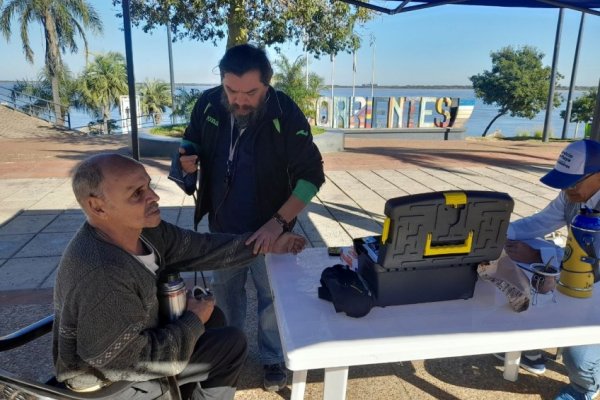 Instalaron un puesto de salud en la costanera de Corrientes