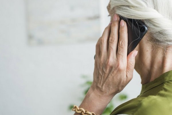 Una mujer jubilada fue victima de una estafa telefónica: le robaron 30 mil dólares