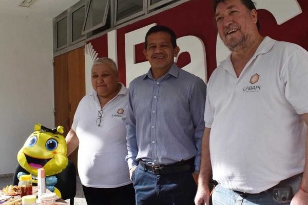 Con degustación de productos, la UNNE se sumó a la semana de la miel