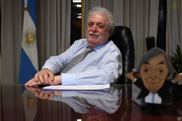 Dos fiscales pidieron la indagatoria de Ginés González García y otros funcionarios