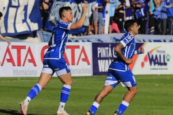 Godoy Cruz le ganó de forma categórica a Gimnasia 2-0 en Mendoza