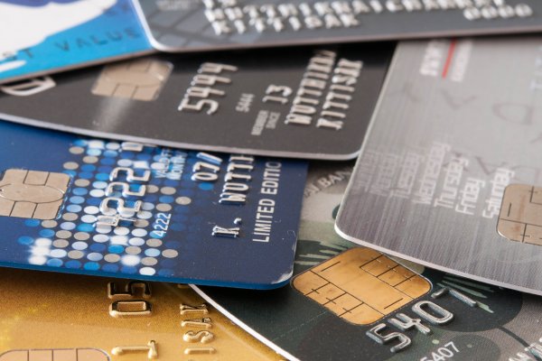 Cuánto aumentará el límite para compras con tarjeta de crédito