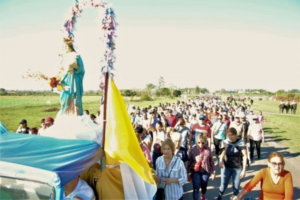 Multitudinaria peregrinación a María Auxiliadora