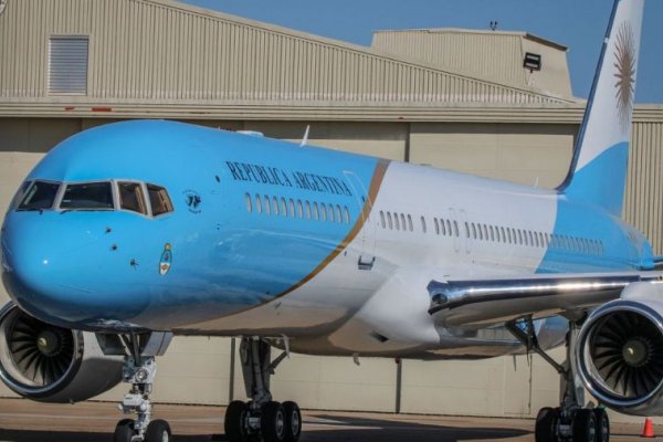 La Fuerza Aérea se despegó del sobrevuelo del avión presidencial en Aeroparque: 