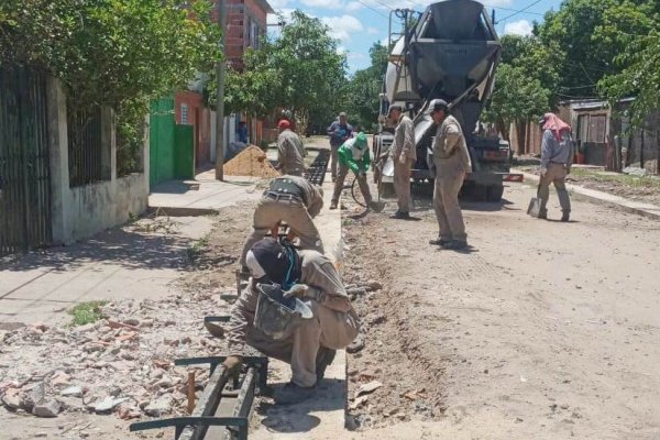 La provincia suma a su plan de cordón cuneta en Corrientes 180 cuadras más