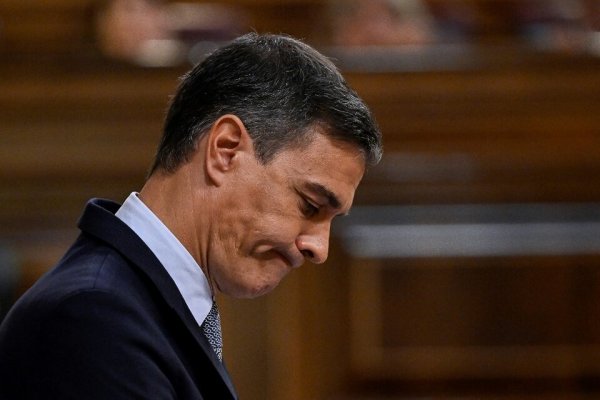 Pedro Sánchez adelanta las elecciones tras la victoria de la derecha en los comicios regionales