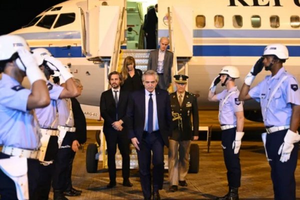 Fernández llegó a Brasil para participar del Encuentro de Presidentes de los países de América del Sur