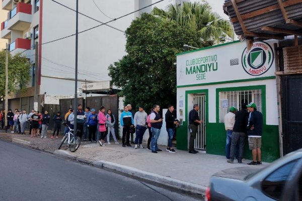 Corrientes: el sueño de Mandiyú se tiñe de política partidaria y el oficialismo copa la final
