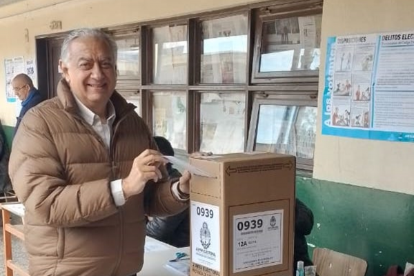 Cassani instó a la participación para más y mejor democracia