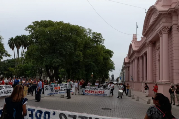 Docentes provinciales retoman plan lucha tras la elección legislativa