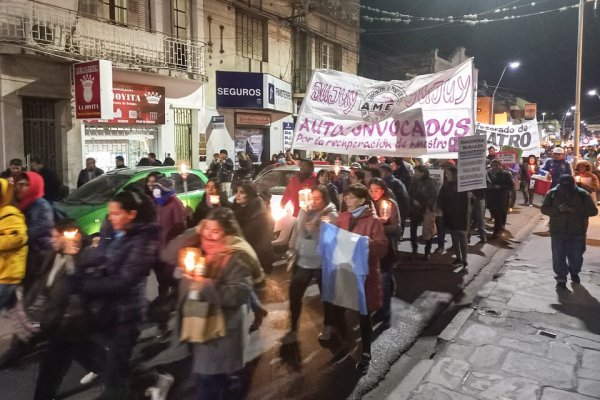 En medio de protestas, Gerardo Morales aprobó la reforma constitucional