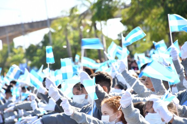 Valdés en el día de la bandera: Es el primer paso para empezar a construir la patria