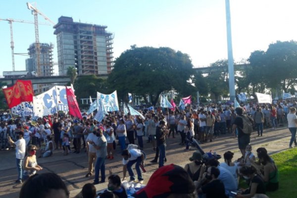 Marchan en Corrientes por incidentes en Jujuy