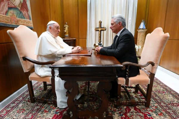 El presidente de Cuba y el Papa Francisco tuvieron un encuentro “ameno y franco”