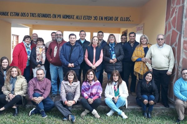 El Obispo Canecin se reunió con los Consejos de Asuntos Económicos Parroquiales