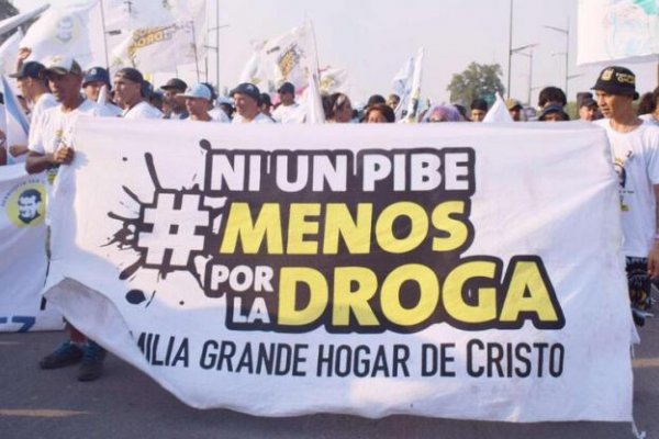 Marcha en el Día de la Lucha contra el uso indebido y el tráfico ilícito de drogas