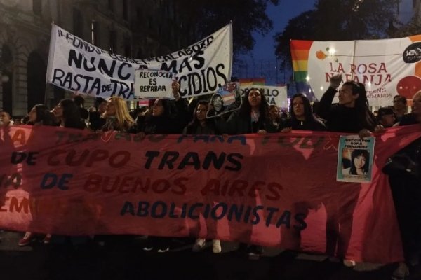 Reclaman en Buenos Aires por la Ley de Cupo Laboral Trans que aún no se implementa en Corrientes