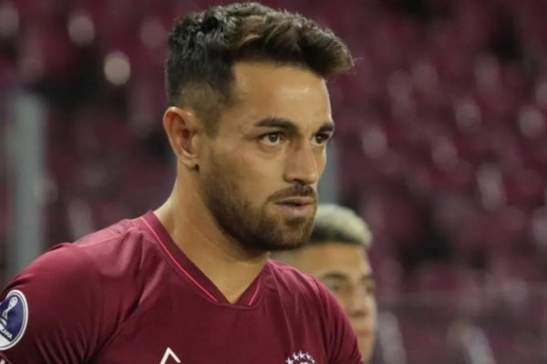 Lautaro Acosta volvió a estar concentrado en Lanús tras la denuncia de su ex pareja