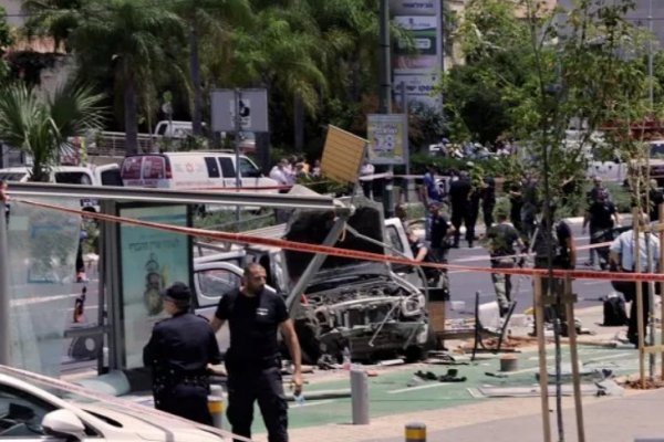 Tel Aviv: siete heridos por un ataque palestino con un auto y un arma blanca