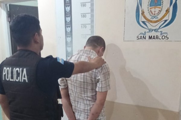 Corrientes: detienen a un hombre por amenazar a policías con un cuchillo