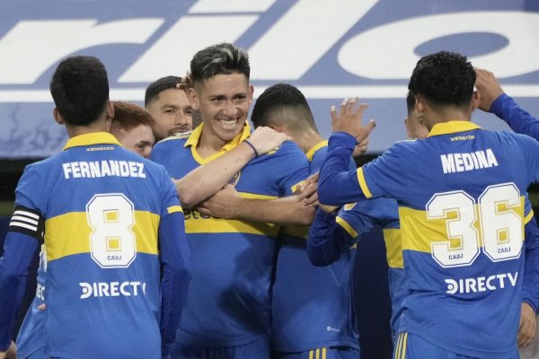 A pesar de los palos, Boca logró la victoria frente a Huracán