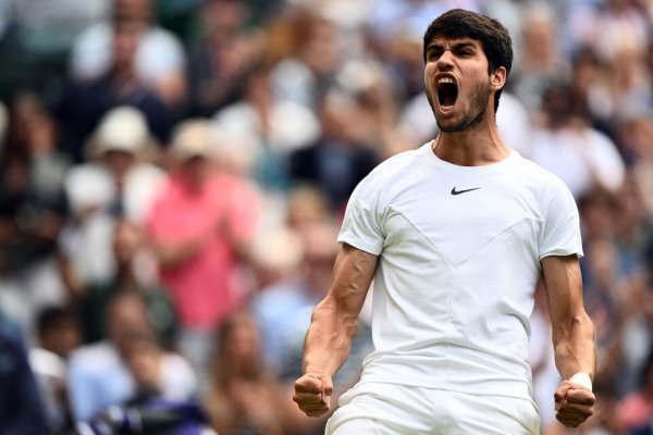 Wimbledon: Alcaraz venció al dinamarqués Rune y es semifinalista