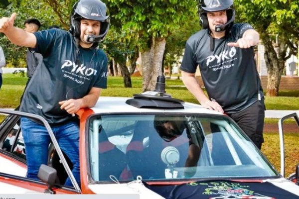 Competidores de Corrientes en la 3° fecha del campeonato Misionero de Rally