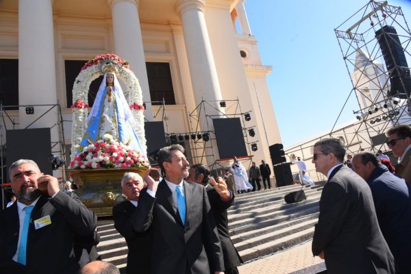 Aniversario 123° de la coronación de la Virgen de Itatí: Braillard Poccard resaltó la fidelidad de los correntinos