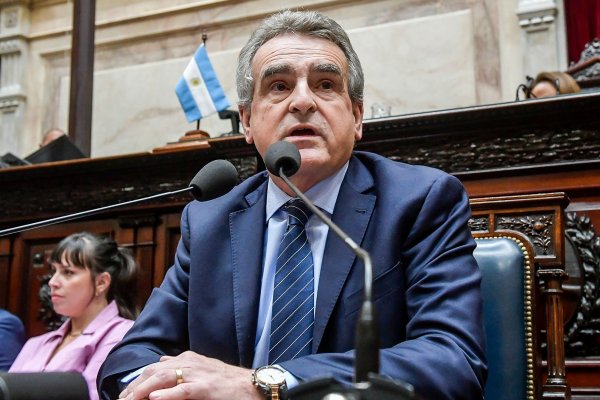 Agustín Rossi se reunirá con la Federación Económica Corrientes