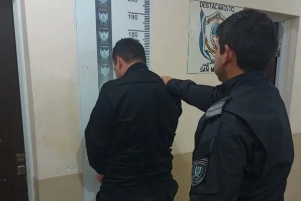 Corrientes: detienen a un hombre que se hacía pasar por policía de la provincia