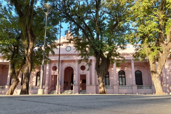 Corrientes: vuelven a ocultar envíos no reintegrables a municipios