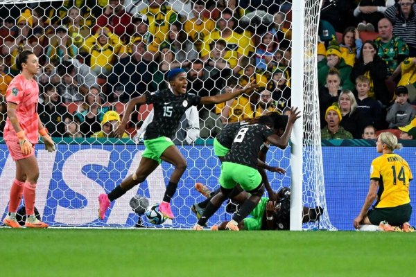 Australia perdió con Nigeria y complicó su clasificación en el Mundial femenino