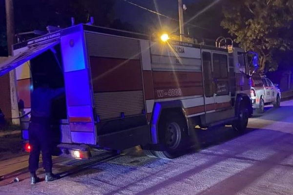 Corrientes: incendio a la madrugada afectó vivienda y automóvil