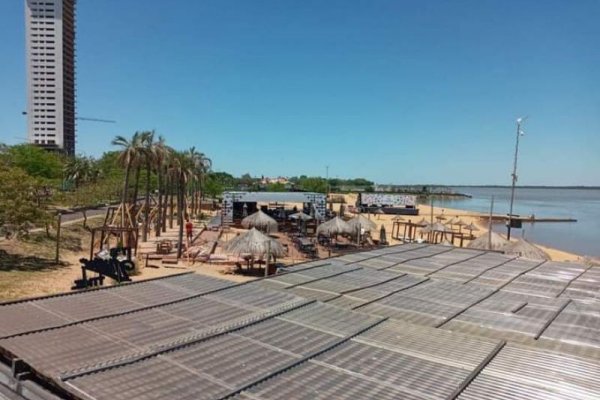 Corrientes: una inspección ocular en la Playa Arazaty comprueba el avance de los paradores sobre el espacio público