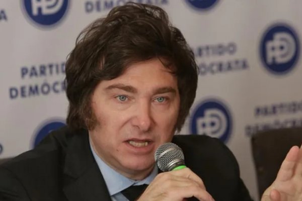 De no creer: Javier Milei aseguró que YPF y Aerolíneas Argentinas deben ser privatizadas