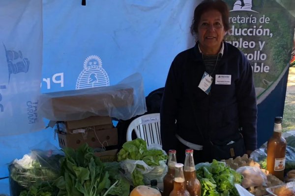 Artesanos y productores mercedeños presenntes en la Feria Franca de Corrientes Capital