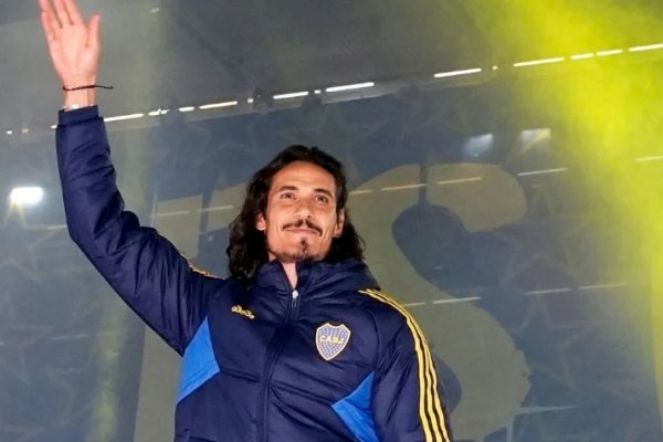 Edinson Cavani fue presentado como jugador de Boca y la Bombonera fue una fiesta