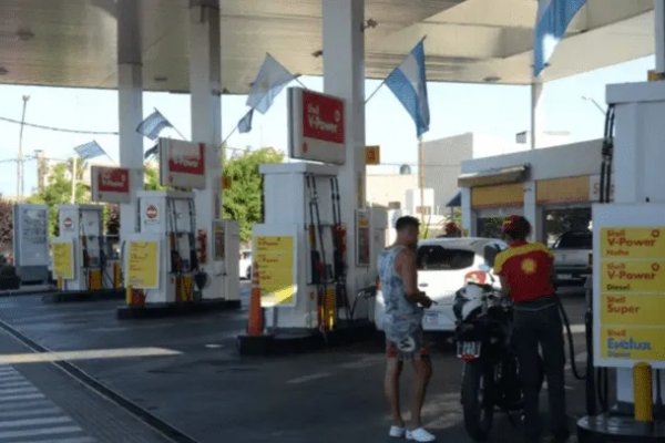 La nafta bajará solamente un 1% y el gasoil 2%