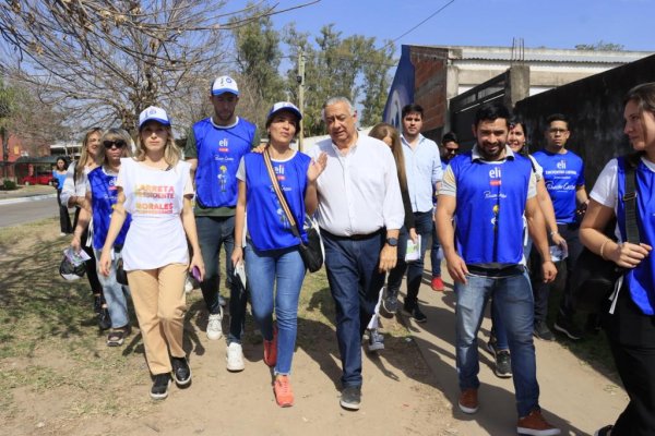 Cassani militante llevó propuestas de Larreta al Barrio San Gerónimo