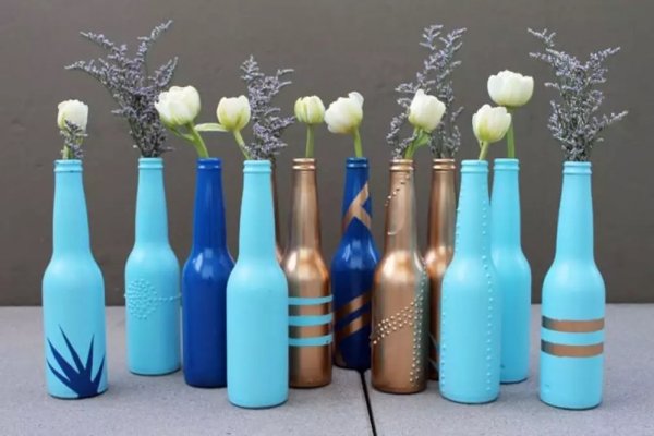 Cómo decorar tu hogar con botellas de vidrio: tres ideas creativas