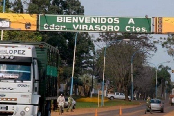 Corrientes: muere un hombre tras chocar en auto contra un camión en Virasoro