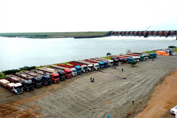 Corrientes: llegaron 510 toneladas de componentes electromecánicos a Aña Cuá