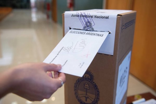 La democracia, la traición y el futuro
